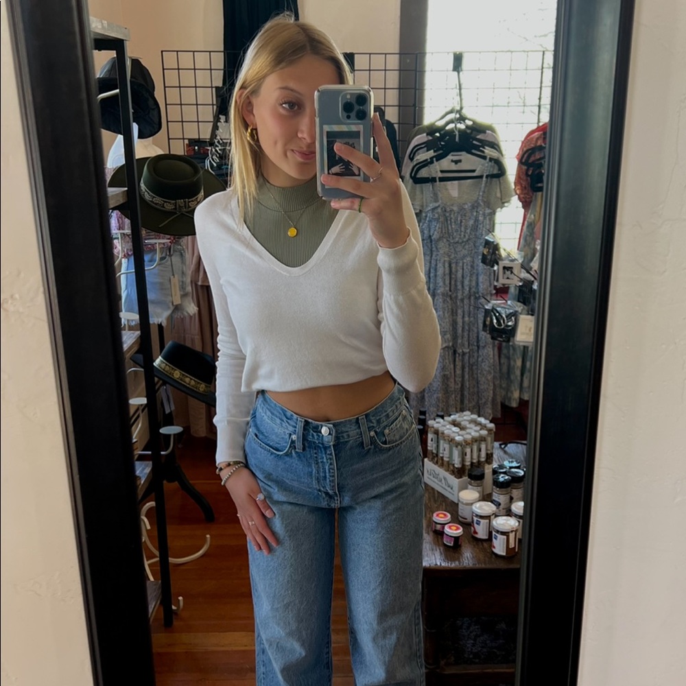 Meet your Posher, Chloe